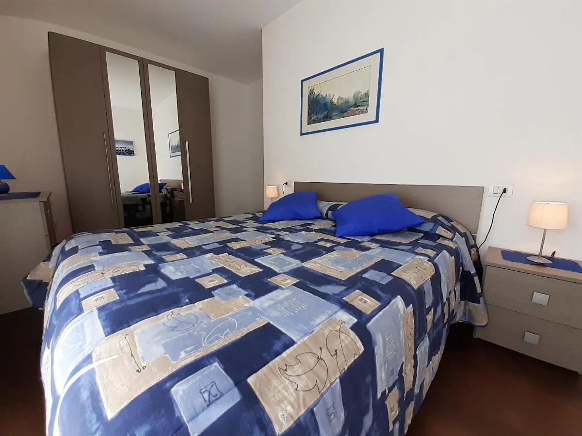 Lake View Apartment 马尔切西内