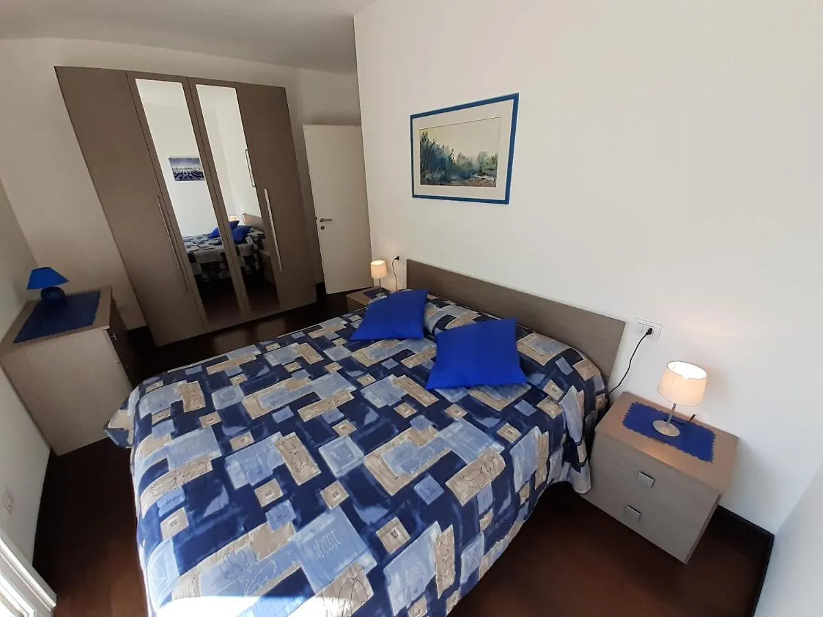 Lake View Apartment 马尔切西内