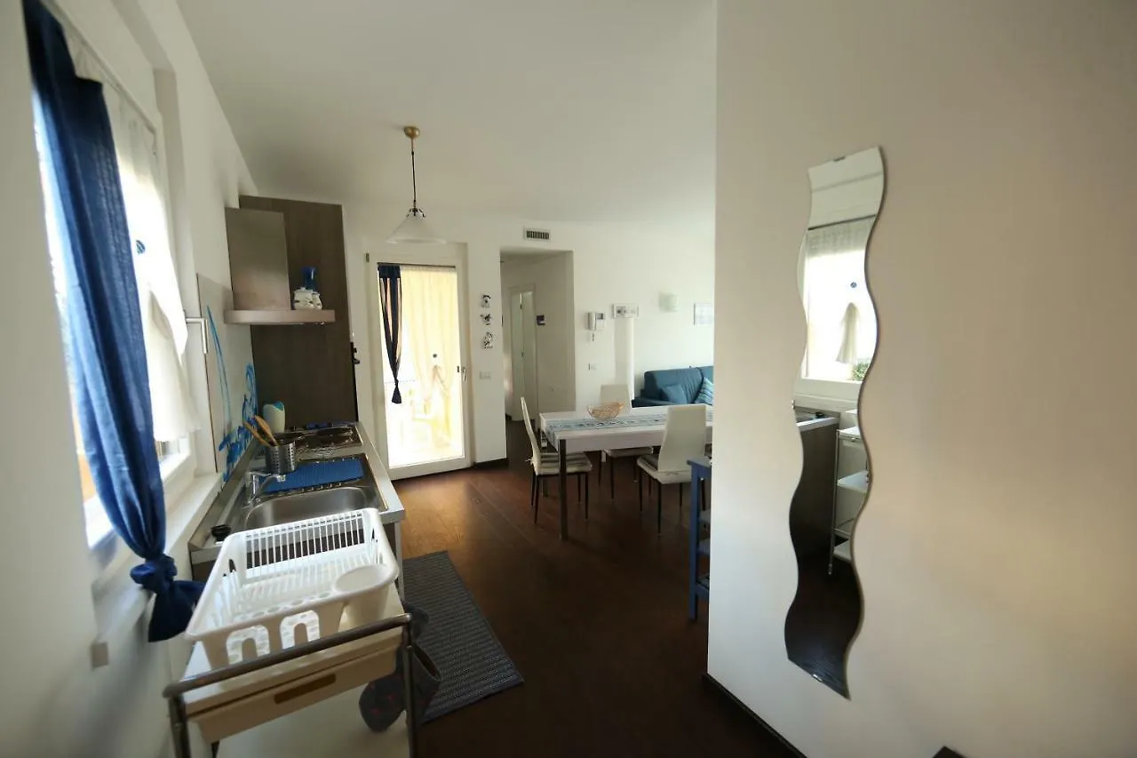 Lake View Apartment 马尔切西内