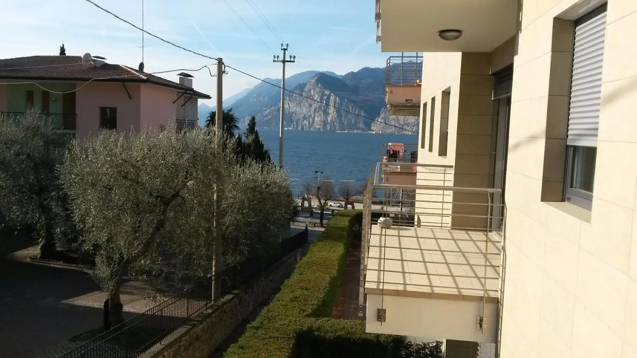 Lake View Apartment 马尔切西内 意大利